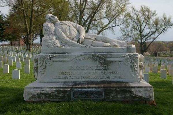 W.R.C. CIVIL WAR UNKNOWN DEAD MEMORIAL