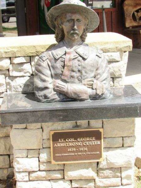 BATTLE OF THE LITTLE BIG HORN TOMB OF THE UNKNOWN BUST A