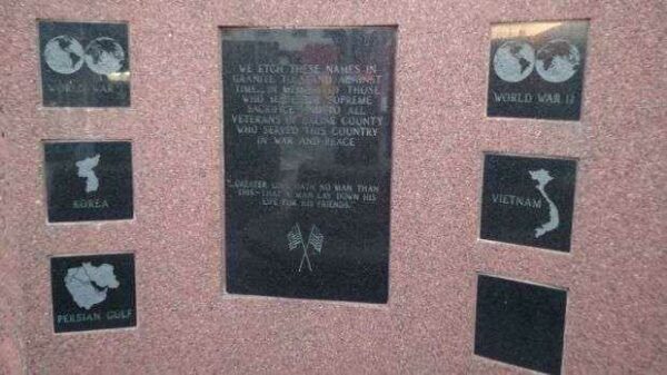 SALINE COUNTY VETERANS MEMORIAL DEDICATION STONE