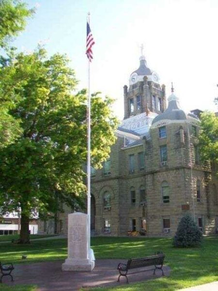 JOHNSON COUNTY WAR VETERANS MEMORIAL