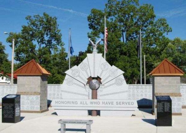 TOMAH AREA VETERANS MEMORIAL
