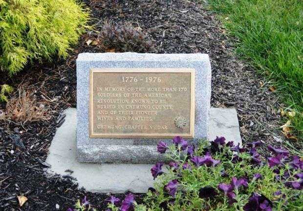 CHEMUNG COUNTY REVOLUTIONARY WAR SOLDIERS MEMORIAL