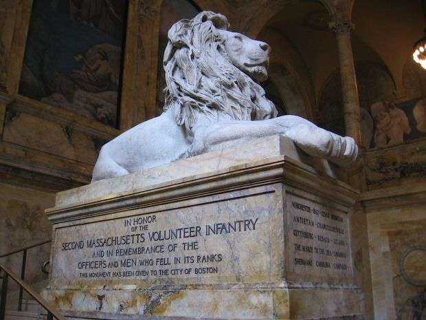 SECOND MASSACHUSETTS VOLUNTEER INFANTRY MEMORIAL