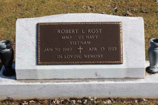 ROBERT L ROST MEMORIAL CEMETERY STONE
