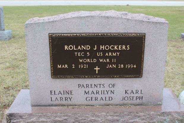 ROLAND HOCKERS MEMORIAL CEMETERY STONE