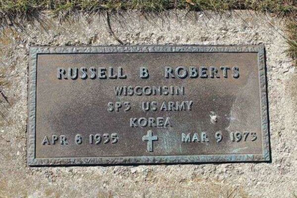 RUSSELL B ROBERTS MEMORIAL CEMETERY STONE