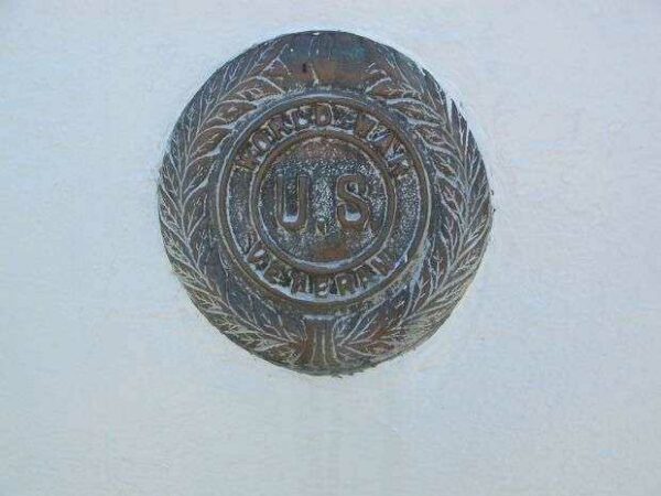 VALE CEMETERY VETERANS MEMORIAL MEDALLION D