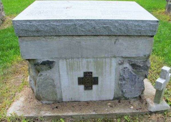 MAPLE GROVE CEMETERY SPANISH AMERICAN WAR MEMORIAL CENOTAPHS
