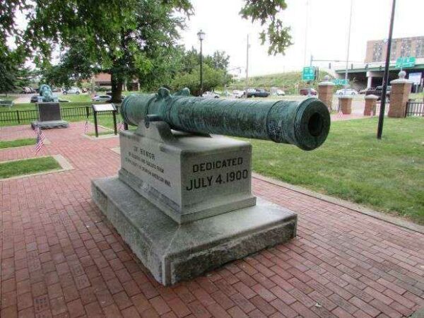 FRENCH CANNON SPANISH-AMERICAN WAR MEMORIAL SIDE A