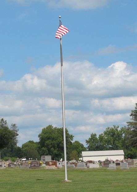 GLEN CEMETERY VETERANS MEMORIAL FLAGPOLE