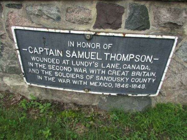 CAPTAIN SAMUEL THOMSON WAR MEMORIAL GATE PLAQUE