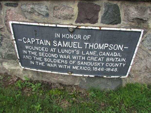 CAPTAIN SAMUEL THOMSON WAR MEMORIAL GATE PLAQUE