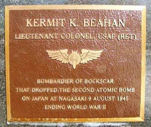 KERMIT K. BEAHAN WAR MEMORIAL PLAQUE
