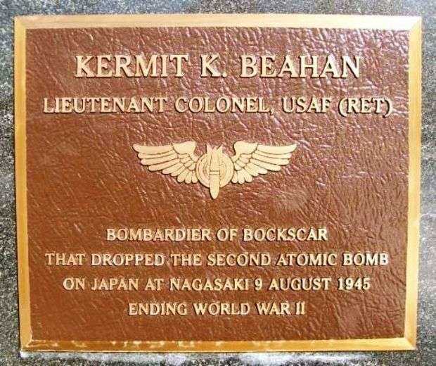 KERMIT K. BEAHAN WAR MEMORIAL PLAQUE