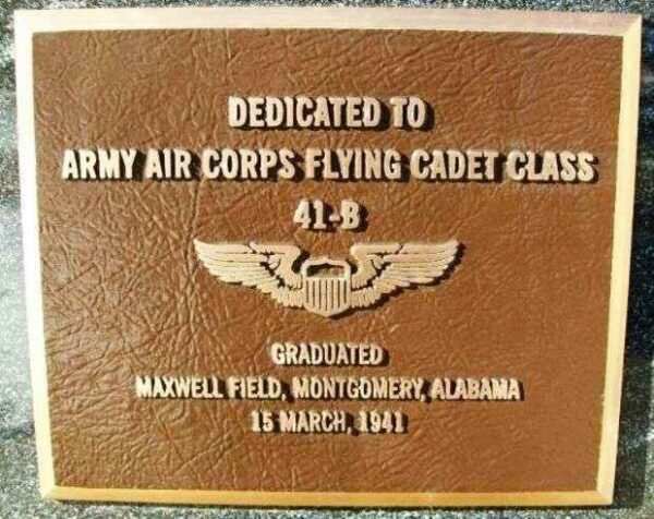 ARMY AIR CORPS FLYING CADETS CLASS 41-B MEMORIAL PLAQUE