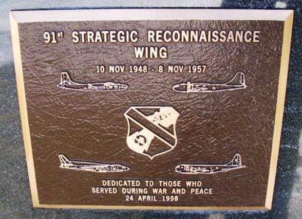 91ST STRATEGIC RECONNAISSANCE WING WAR MEMORIAL PLAQUE