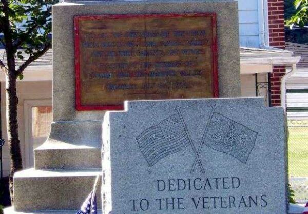 SUMMIT HILL AND PANTHER VALLEY CIVIL WAR AND ALL VETERANS MEMORIAL PLAQUE AND STONE