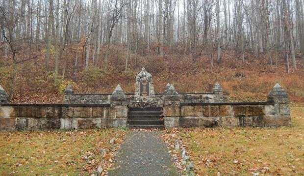 CAPT. PHILLIPS’ RANGERS MEMORIAL