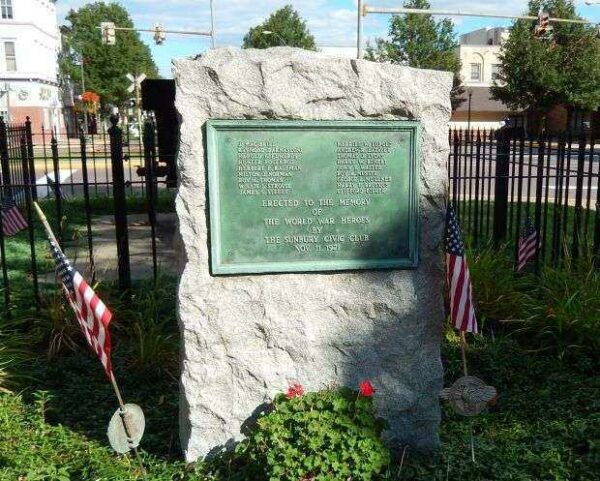 SUNBURY CIVIC CLUB WORLD WAR HEROES MEMORIAL
