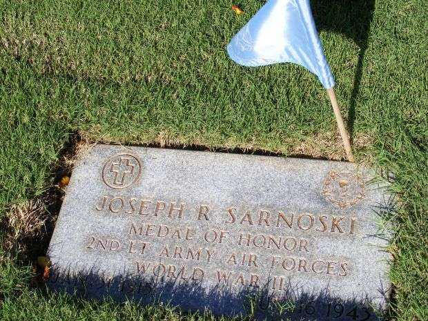 JOSEPH R SARNOSKI MEDAL OF HONOR MEMORIAL GRAVESTONE