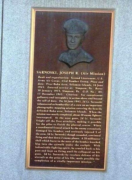 JOSEPH R. SARNOSKI MEDAL OF HONOR WAR MEMORIAL PLAQUE