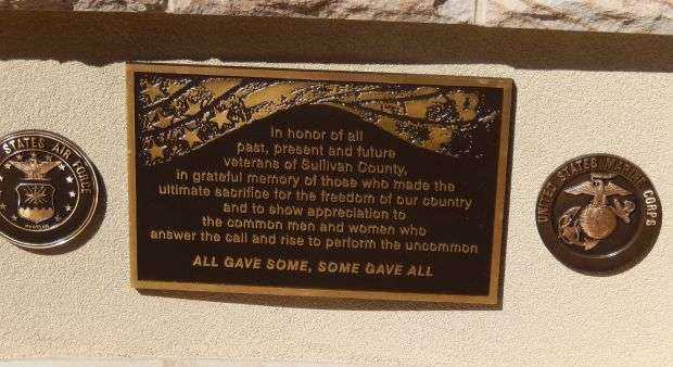 SULLIVAN COUNTY VETERANS MEMORIAL PLAQUE