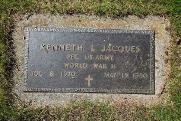 KENNETH L JACQUES MEMORIAL CEMETERY STONE