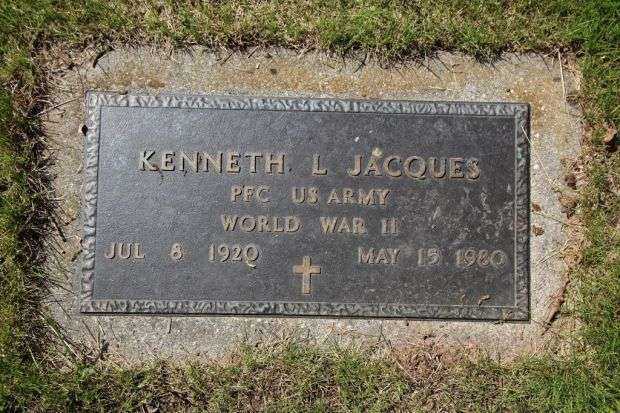 KENNETH L JACQUES MEMORIAL CEMETERY STONE