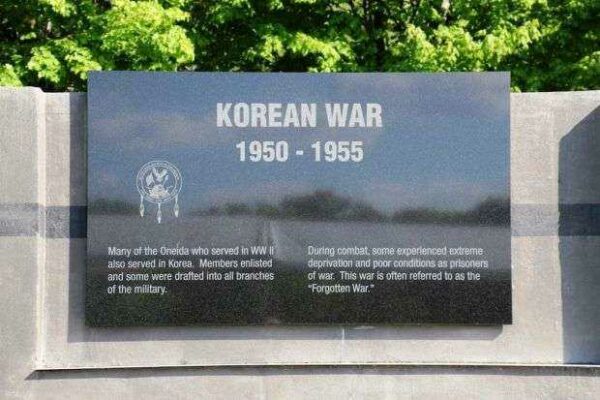 ONEIDA VETERANS MEMORIAL KOREAN WAR PLAQUE