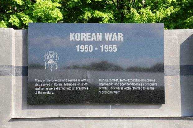 ONEIDA VETERANS MEMORIAL KOREAN WAR PLAQUE