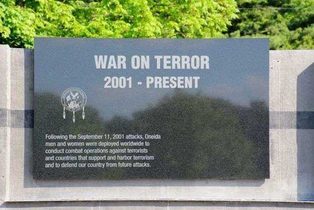 ONEIDA VETERANS MEMORIAL WAR ON TERROR PLAQUE