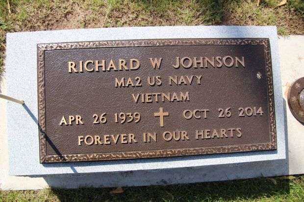 RICHARD W JOHNSON MEMORIAL CEMETERY STONE