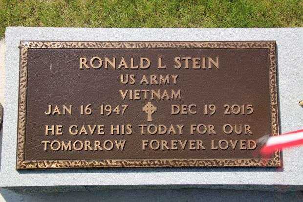RONALD L STEIN MEMORIAL CEMETERY STONE