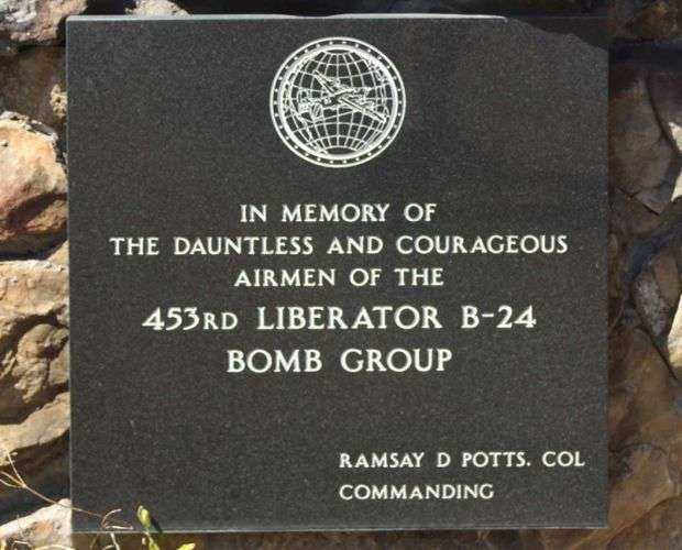 453RD BOMB GROUP WAR MEMORIAL PLAQUE