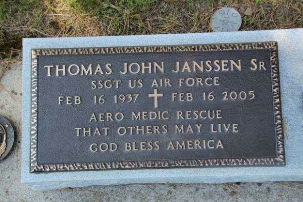 THOMAS JOHN JANSSEN SR MEMORIAL CEMETERY STONE