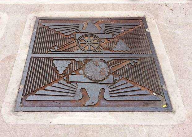 BENNETT PARK REVOLUTIONARY WAR MEMORIAL PLAQUE