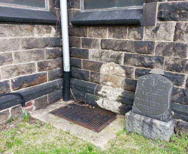 TWO UNKNOWN PATRIOTS OF THE REVOLUTIONARY WAR MEMORIAL