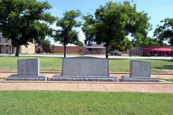 SHACKELFORD COUNTY WAR MEMORIAL BACK