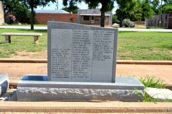 SHACKELFORD COUNTY WAR MEMORIAL RIGHT STONE BACK
