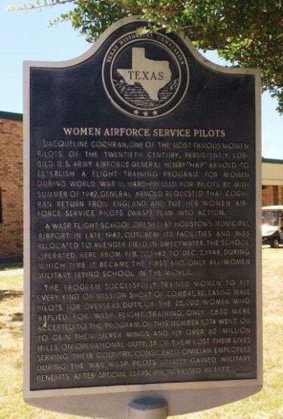 WOMEN AIRFORCE SERVICE PILOTS MEMORIAL PLAQUE