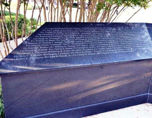 POOL OF TEARS VETERANS MEMORIAL HONOR ROLL STONE A