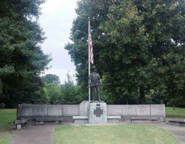 THE HIKER MEMPHIS TN WAR MEMORIAL