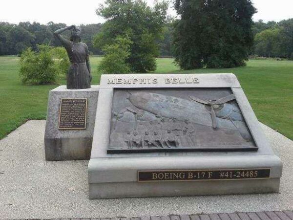 MEMPHIS BELLE WAR MEMORIAL