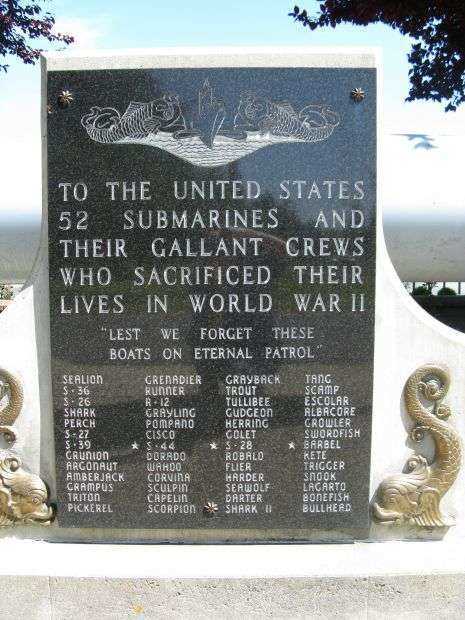 CHICO SUBMARINES AND CREWS WAR MEMORIAL DEDICATION STONE
