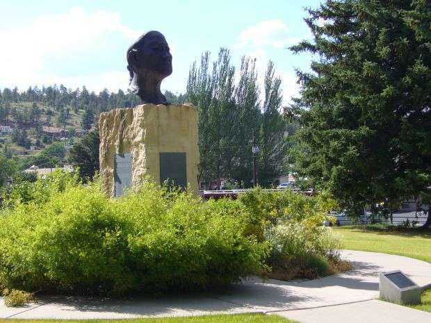 NAVAJO CODE TALKER WORLD WAR II MEMORIAL