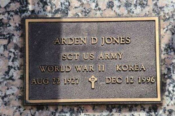 ARDEN D JONES MEMORIAL CEMETERY STONE