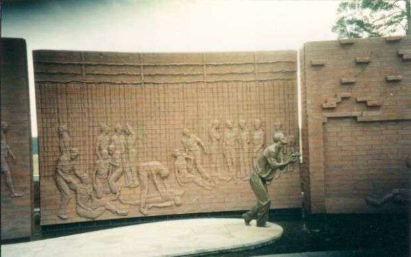 NATIONAL PRISONERS OF WAR MEMORIAL WALL