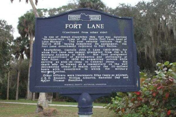 FORT LANE WAR MEMORIAL MARKER BACK