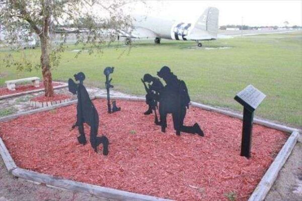 ZEPHYRHILLS ARMY AIRFIELD SOLDIERS MEMORIAL