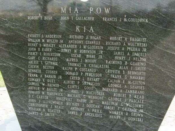 NEW HAVEN MIA-POW-KIA MEMORIAL CLOSEUP